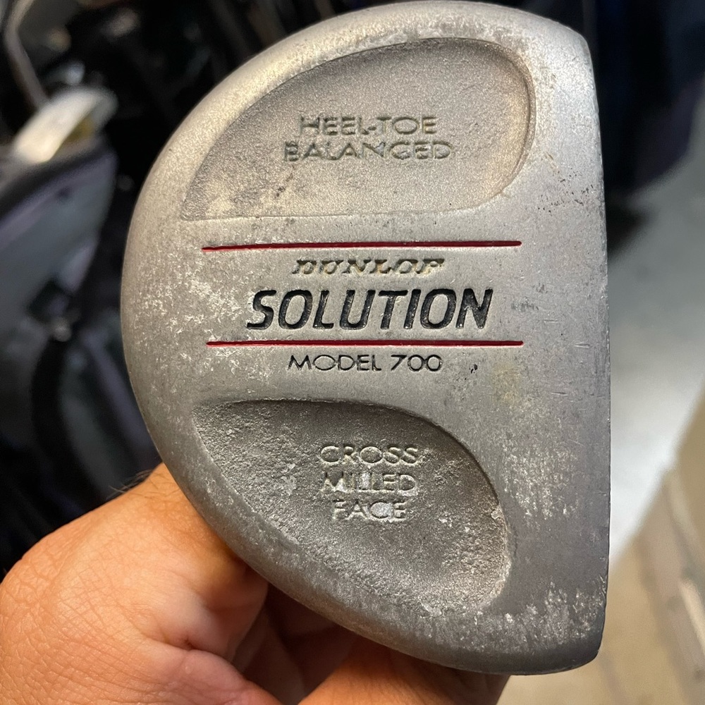Dunlop Solution Model 700 Putter in right handed